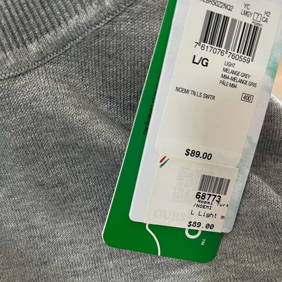 NWT Guess turtle neck sweater - Picture 7 of 7